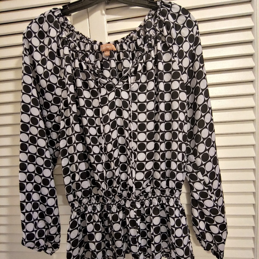 Ellen Tracy geometric print top #62